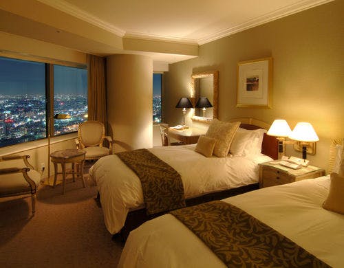 横浜ロイヤルパークホテルの部屋～レギュラーフロア　コーナーツイン　シティビュー