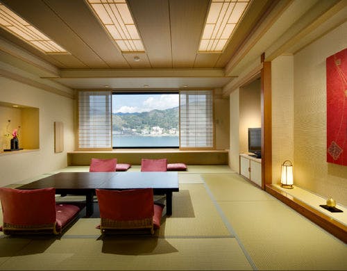 富士河口湖温泉　湖南荘の部屋～【たまゆら】和室12.5畳　河口湖側