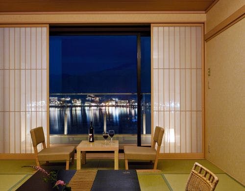富士河口湖温泉　湖南荘の部屋～【たまゆら】和室12畳上層階　河口湖側