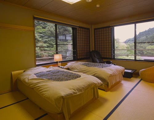 船山温泉の部屋～和風ベッドルーム【10畳】