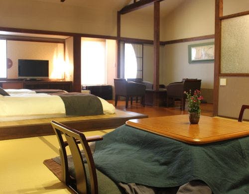 奈良屋の部屋～【泉游亭・きり】和室＋和ベッドルーム＋広縁