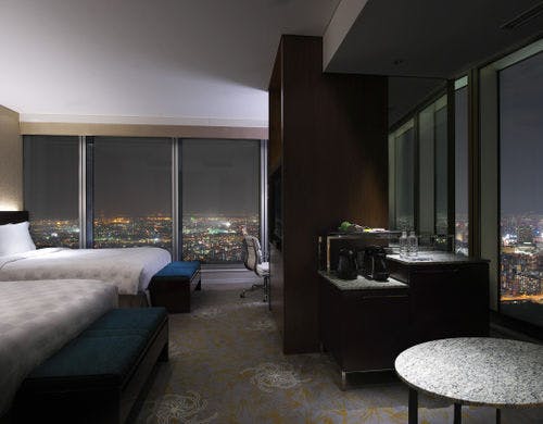 大阪マリオット都ホテルの部屋～プレミアムコーナーツイン　（ビューバス）　39～49階