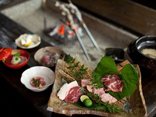 九州山河料理　極楽温泉　匠の宿の九州山河料理囲炉裏会席