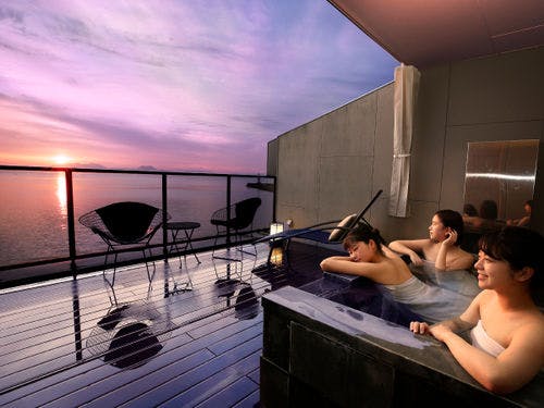 ホテル南風楼の部屋～海に浮かぶ天空の露天風呂付洋室～ザ・グランド・オーシャンズ