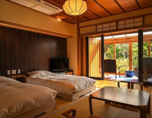 別邸　山風木の部屋～A Type  和室（低床ベッド）+サンルーム