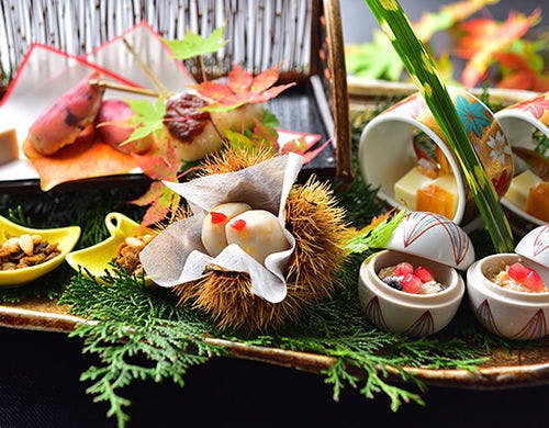 千曲乃湯　しげの家の季節代わりの日本料理「更級おもてなし会席」