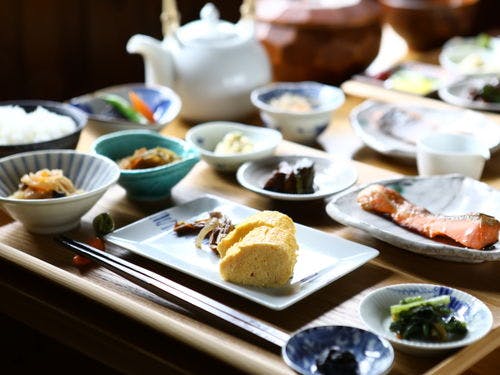 乗鞍高原　ベルグハウスの一日の始まりは和食でスタート！