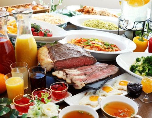 プレミアホテル-CABIN-旭川の展望レストランの朝食ブッフェ