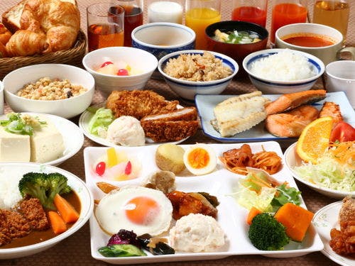 釧路ロイヤルインの和洋バイキング　朝食サービス