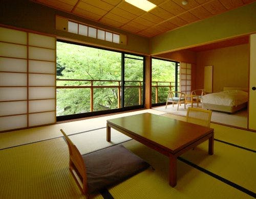 大正屋　椎葉山荘の部屋～2階和洋室　‐源泉100％かけ流し檜温泉内風呂付