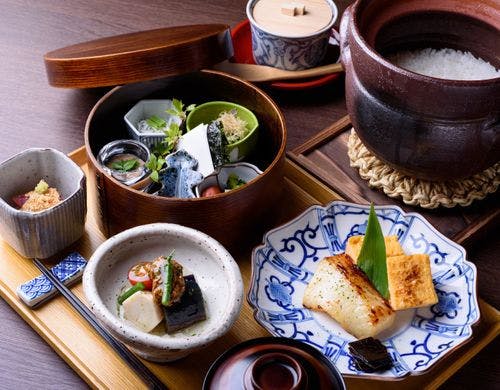 箱根・翠松園の朝食「和食」