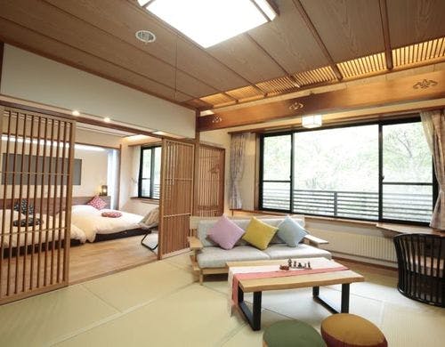 蔵王温泉 岩清水料理の宿 季の里の部屋～プレミアムシックモダン和洋室ツインベッド